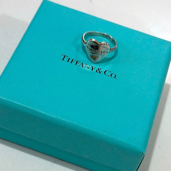 Tiffany & Co. Jewelry - Tiffany & Co. “Return to Tiffany” ring